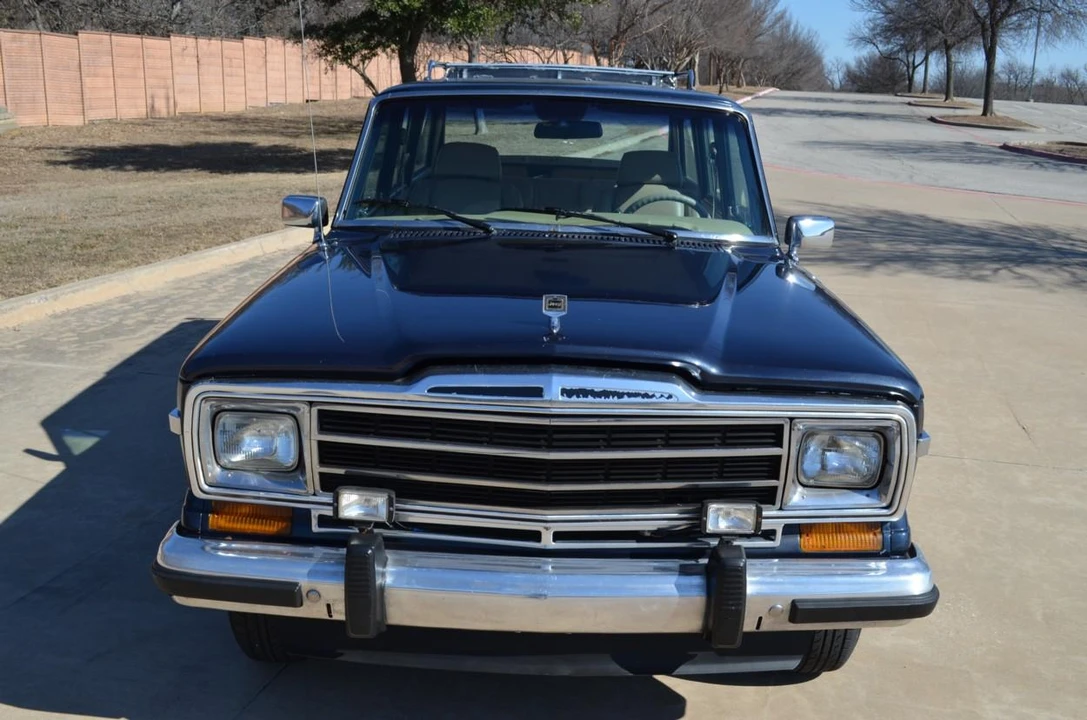 1991 Jeep SJ Grand Wagoneer - Image 6 of 31