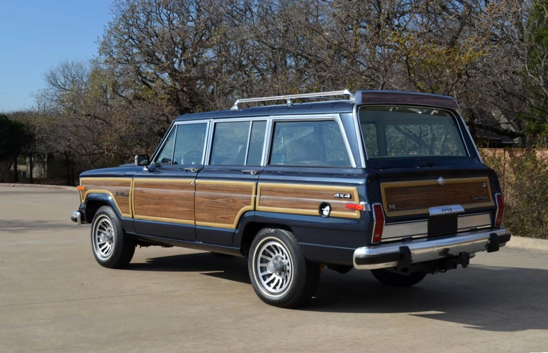 1991 Jeep SJ Grand Wagoneer - Image 17 of 31