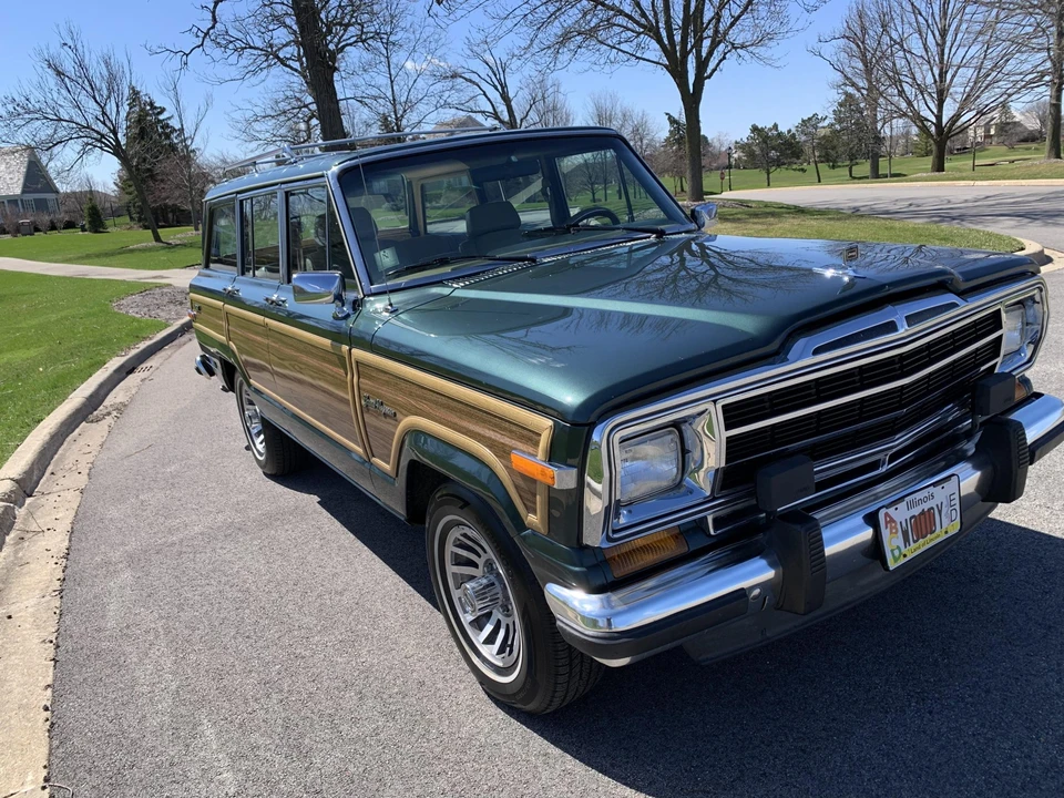 1991 Jeep SJ Grand Wagoneer - Image 6 of 31