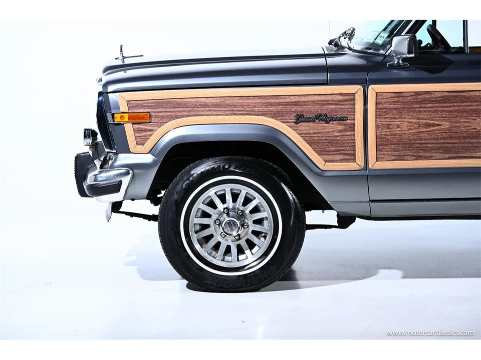 1991 Jeep SJ Grand Wagoneer - Image 17 of 31