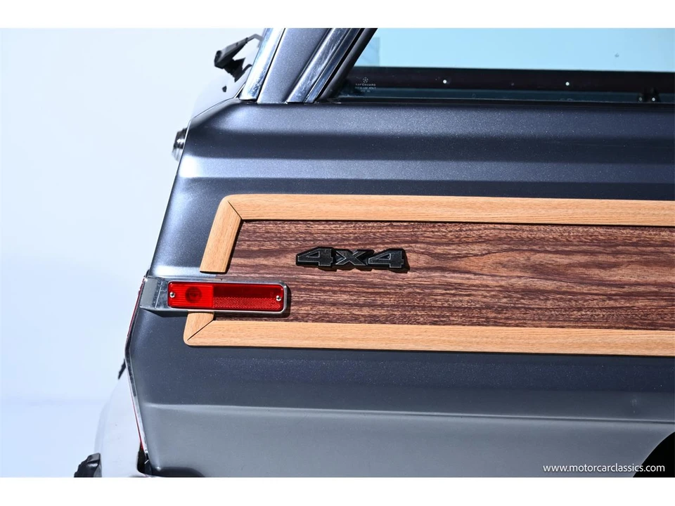 1991 Jeep SJ Grand Wagoneer - Image 12 of 31