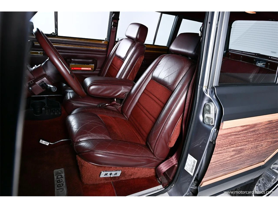 1991 Jeep SJ Grand Wagoneer - Image 24 of 31