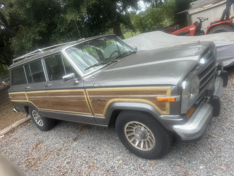 1991 Jeep SJ Grand Wagoneer - Image 6 of 31