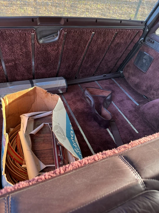 1991 Jeep SJ Grand Wagoneer - Image 25 of 31