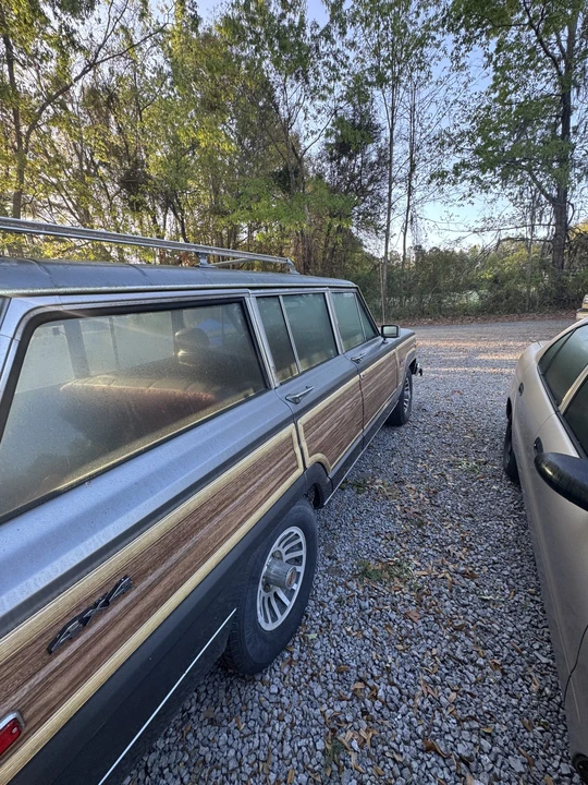 1991 Jeep SJ Grand Wagoneer - Image 9 of 31