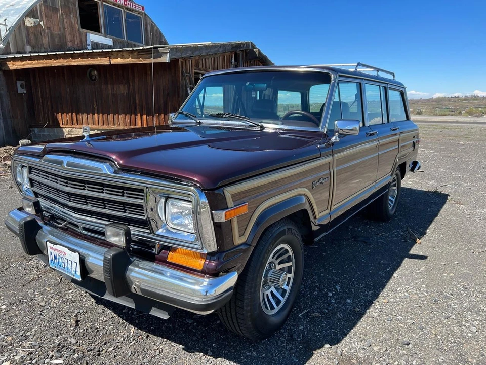 1991 Jeep SJ Grand Wagoneer - Image 10 of 31