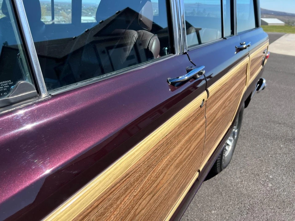 1991 Jeep SJ Grand Wagoneer - Image 21 of 31