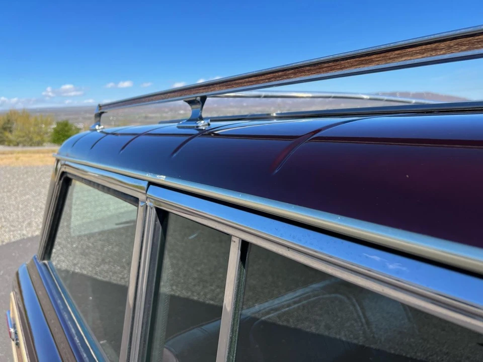 1991 Jeep SJ Grand Wagoneer - Image 30 of 31