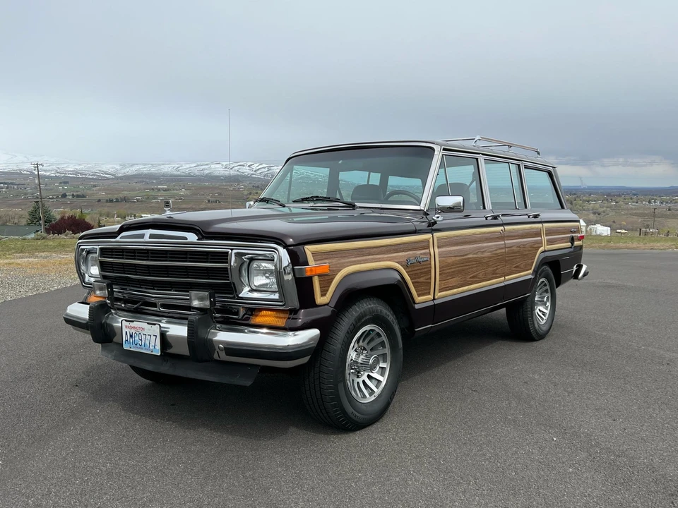 1991 Jeep SJ Grand Wagoneer - Image 3 of 31