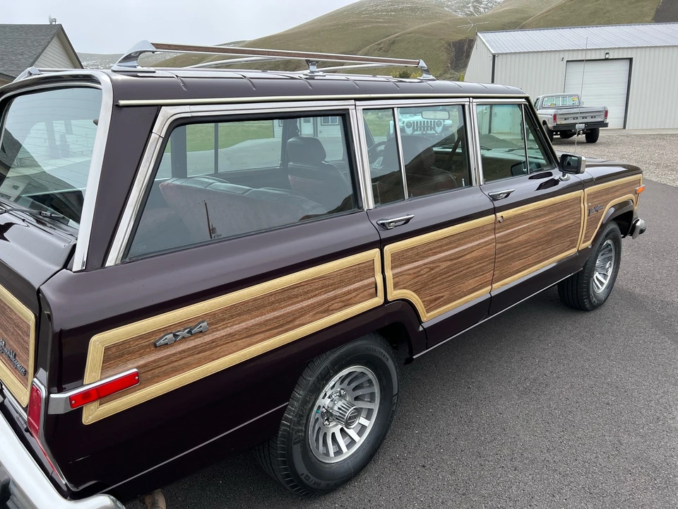 1991 Jeep SJ Grand Wagoneer - Image 31 of 31