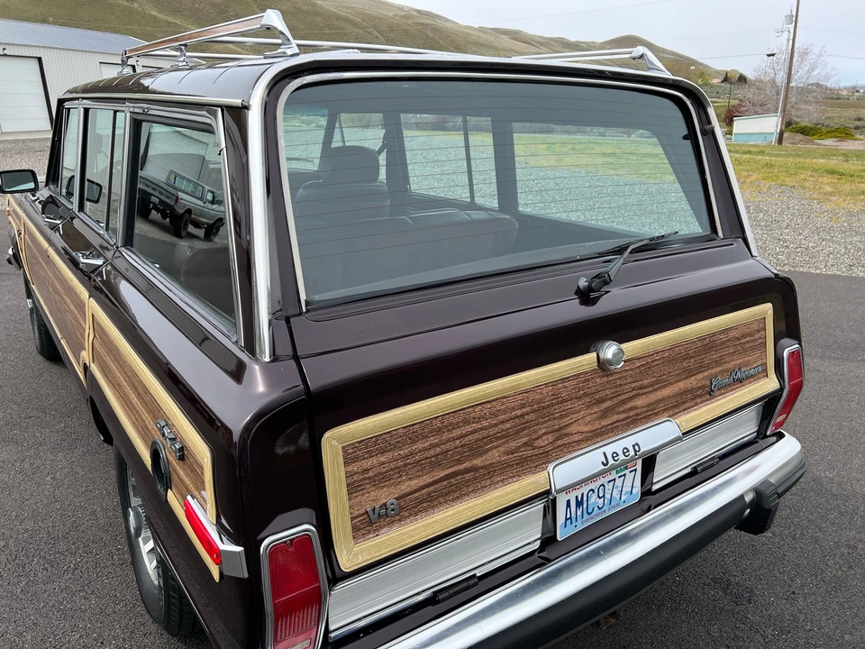 1991 Jeep SJ Grand Wagoneer - Image 24 of 31
