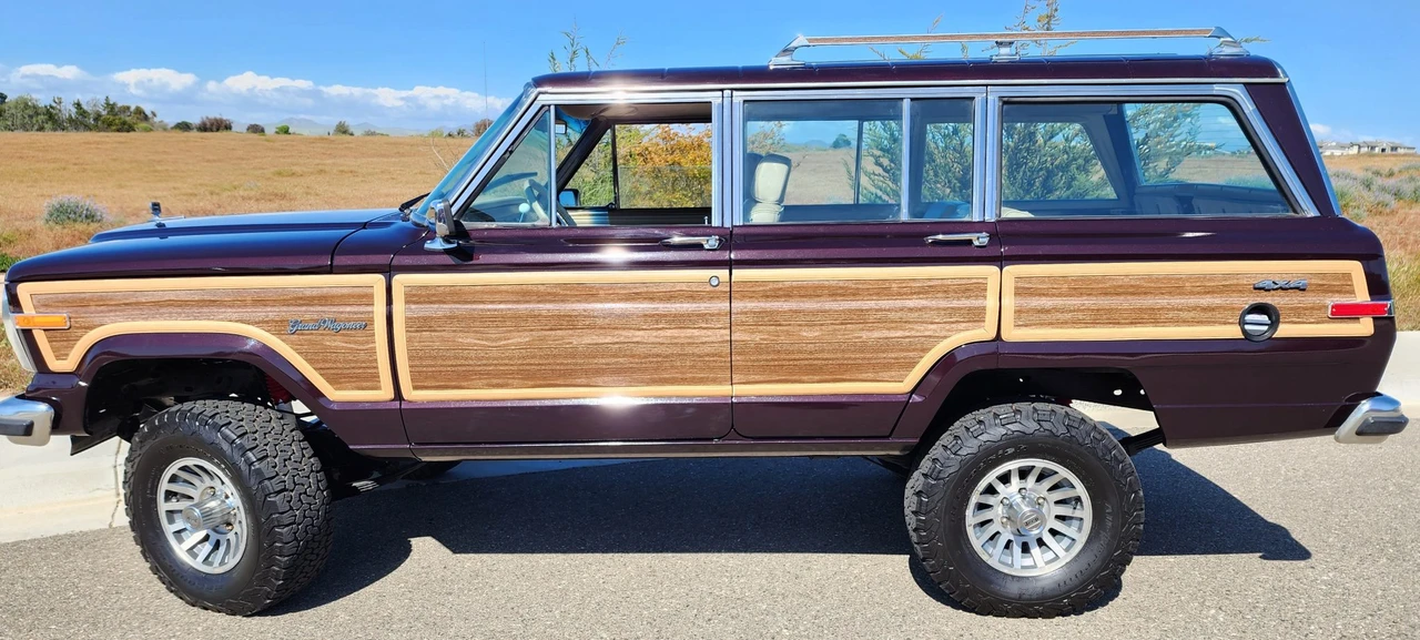1991 Jeep SJ Grand Wagoneer - Image 8 of 31