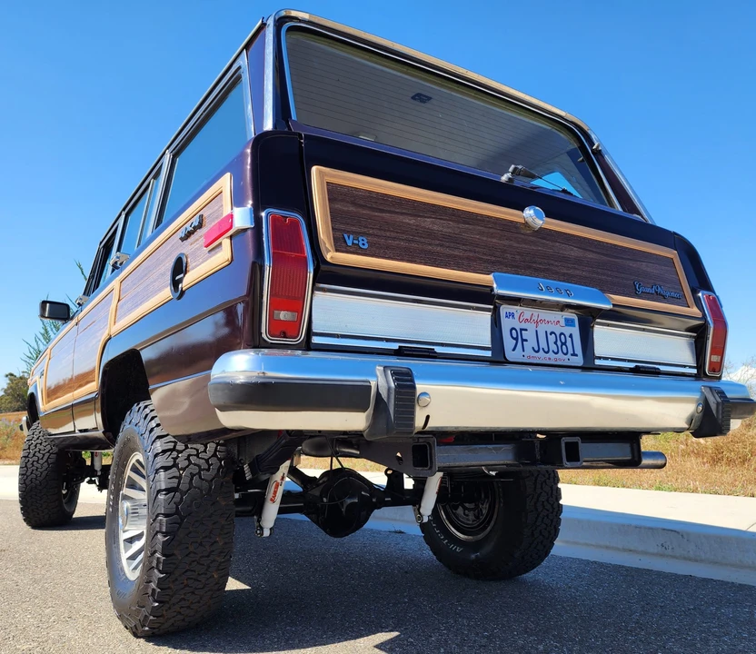 1991 Jeep SJ Grand Wagoneer - Image 15 of 31