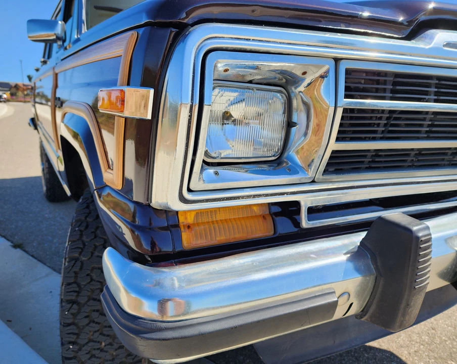 1991 Jeep SJ Grand Wagoneer - Image 24 of 31