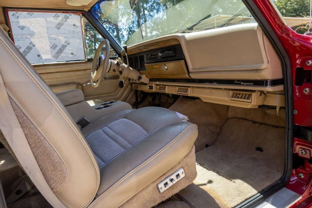 1991 Jeep SJ Grand Wagoneer - Image 27 of 31