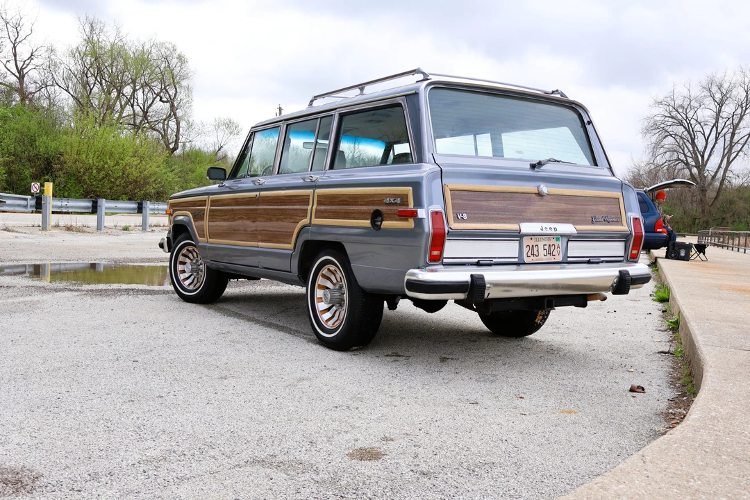 1991 Jeep SJ Grand Wagoneer - Image 9 of 31