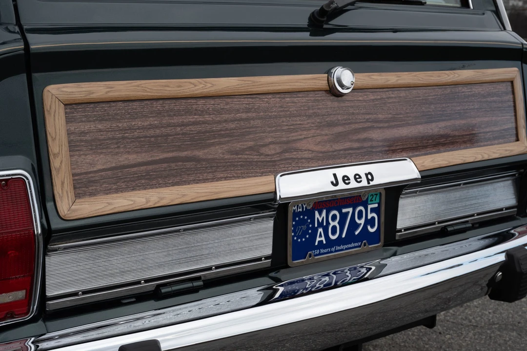 1991 Jeep SJ Grand Wagoneer - Image 18 of 31