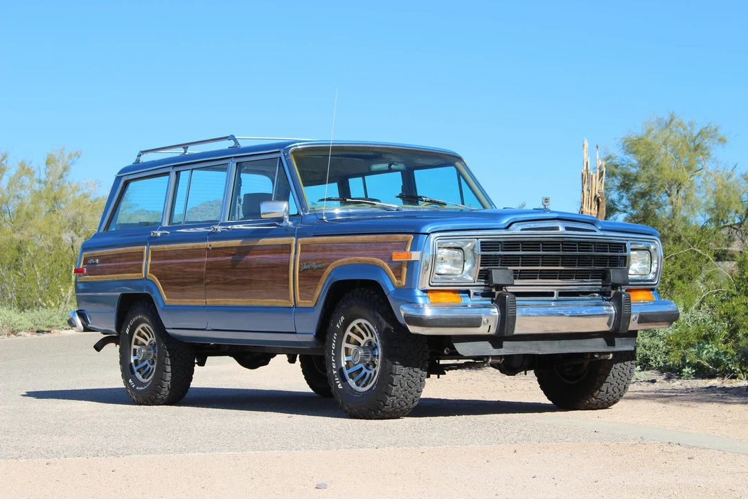 1991 Jeep SJ Grand Wagoneer - Image 11 of 31