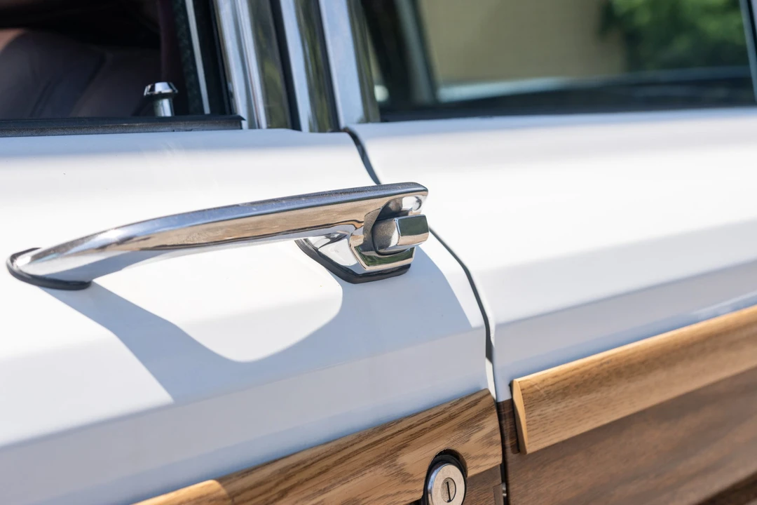 1991 Jeep SJ Grand Wagoneer - Image 28 of 31