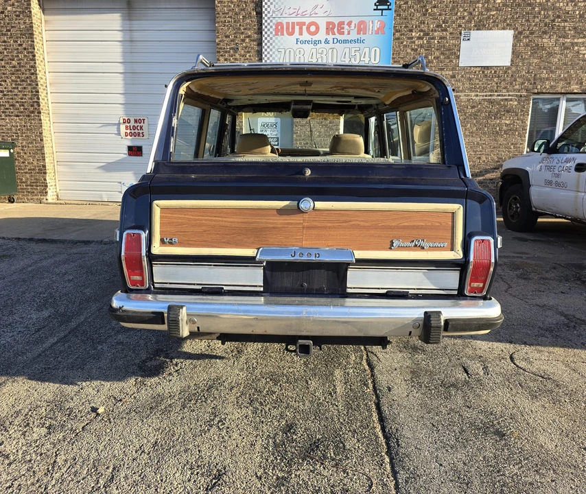 1991 Jeep SJ Grand Wagoneer - Image 13 of 31