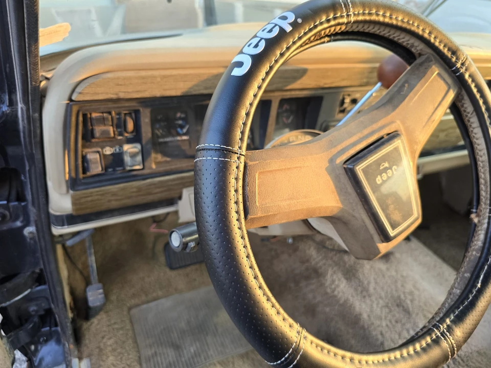 1991 Jeep SJ Grand Wagoneer - Image 28 of 31