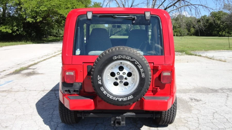 1991 Jeep Renegade - Image 4 of 11