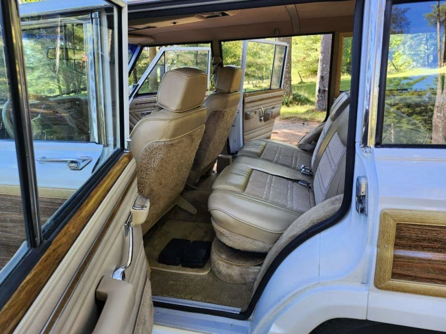 1991 Jeep SJ Wagoneer - Image 7 of 15