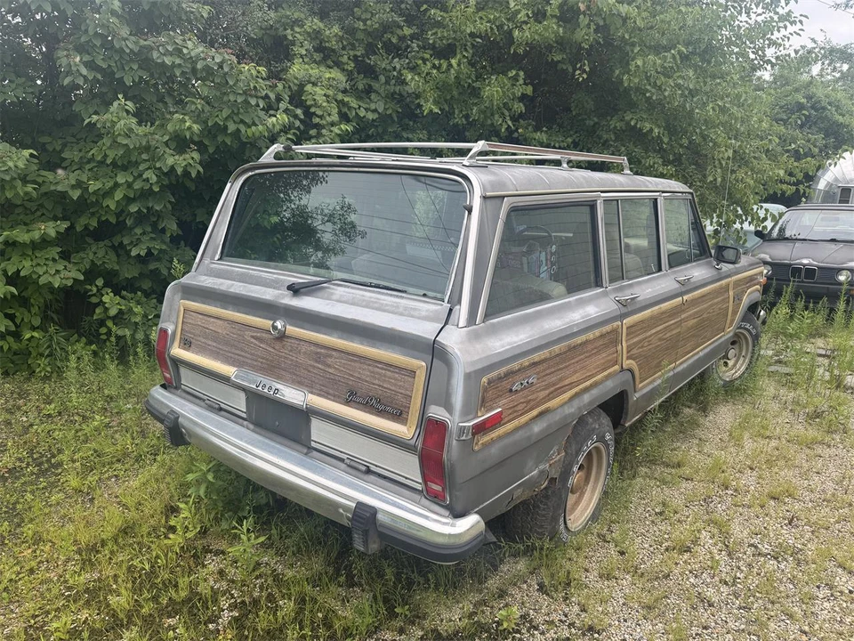 1991 Jeep SJ Wagoneer - Image 15 of 21