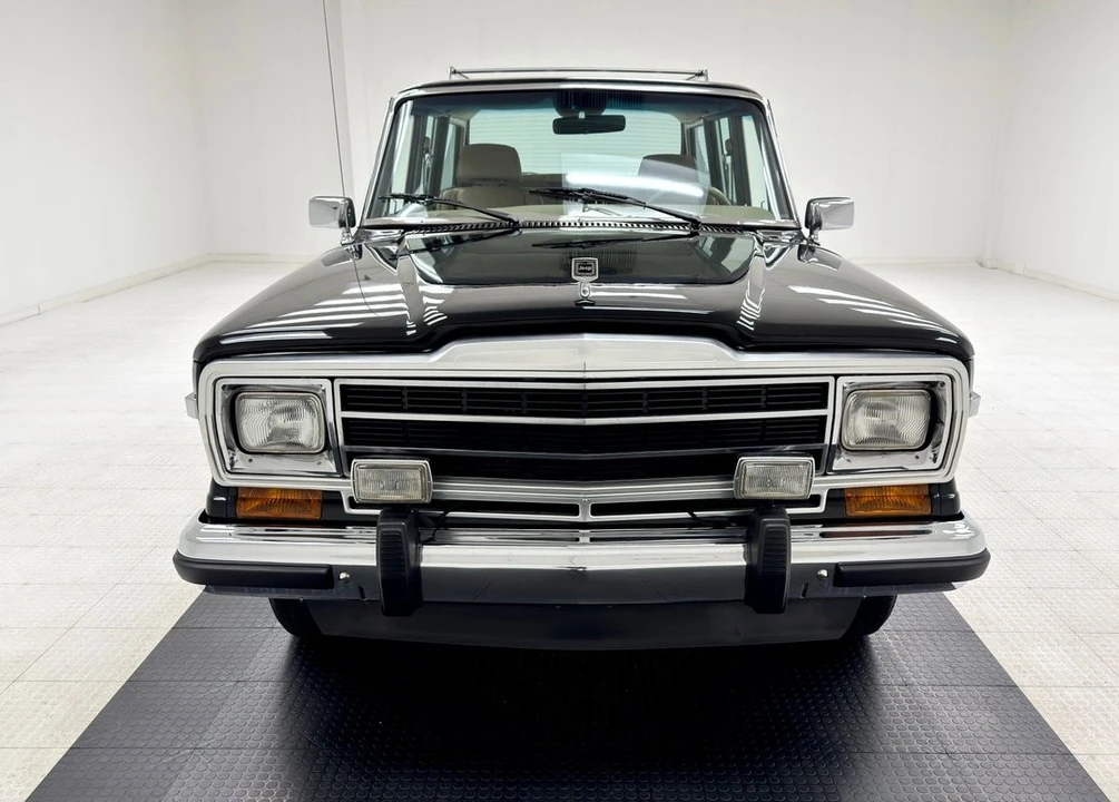 1991 Jeep SJ Wagoneer - Image 8 of 21
