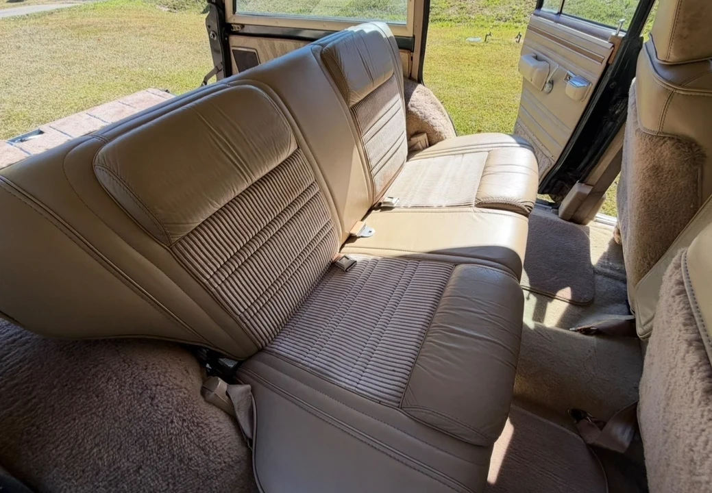 1991 Jeep SJ Wagoneer - Image 4 of 16