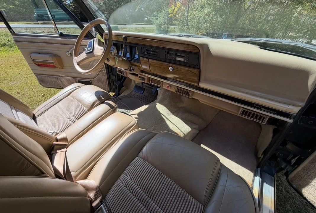1991 Jeep SJ Wagoneer - Image 7 of 16