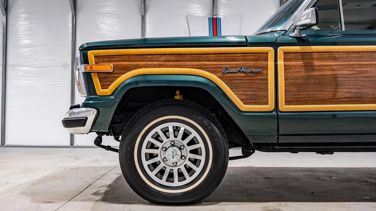 1991 Jeep SJ Wagoneer - Image 7 of 17