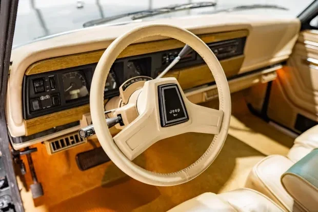 1991 Jeep SJ Wagoneer - Image 2 of 17