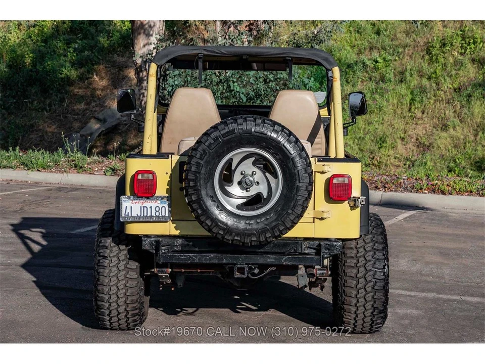 1991 Jeep SJ Wagoneer - Image 16 of 31