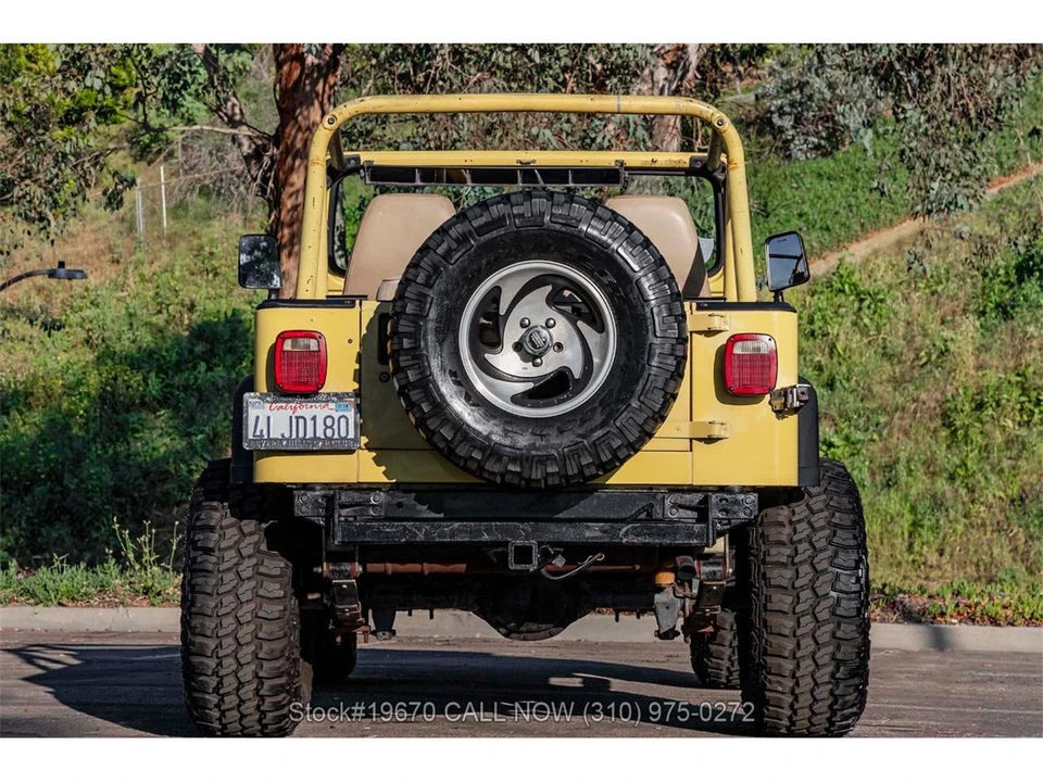 1991 Jeep SJ Wagoneer - Image 10 of 31