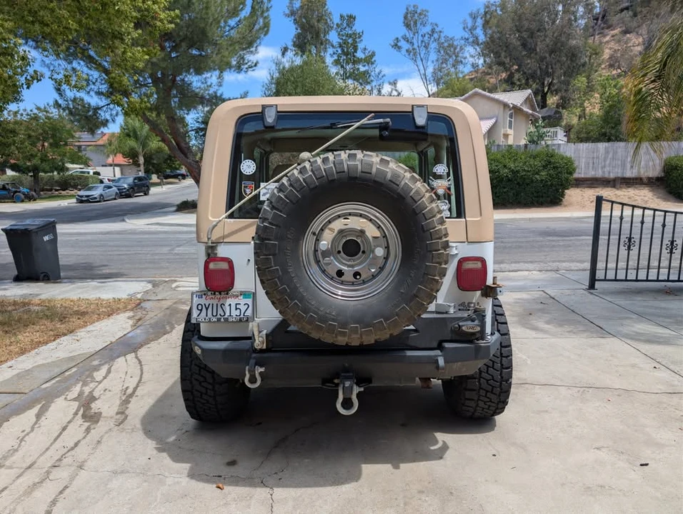 1991 Jeep YJ Wrangler - Image 4 of 13