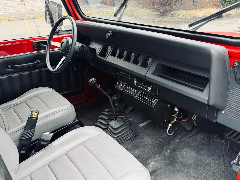 1991 Jeep YJ Wrangler - Image 13 of 19