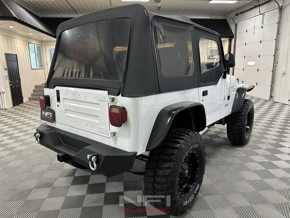1991 Jeep YJ Wrangler - Image 8 of 31