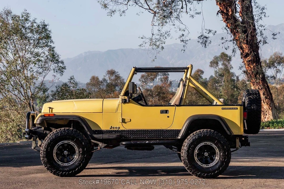1991 Jeep YJ Wrangler - Image 24 of 31
