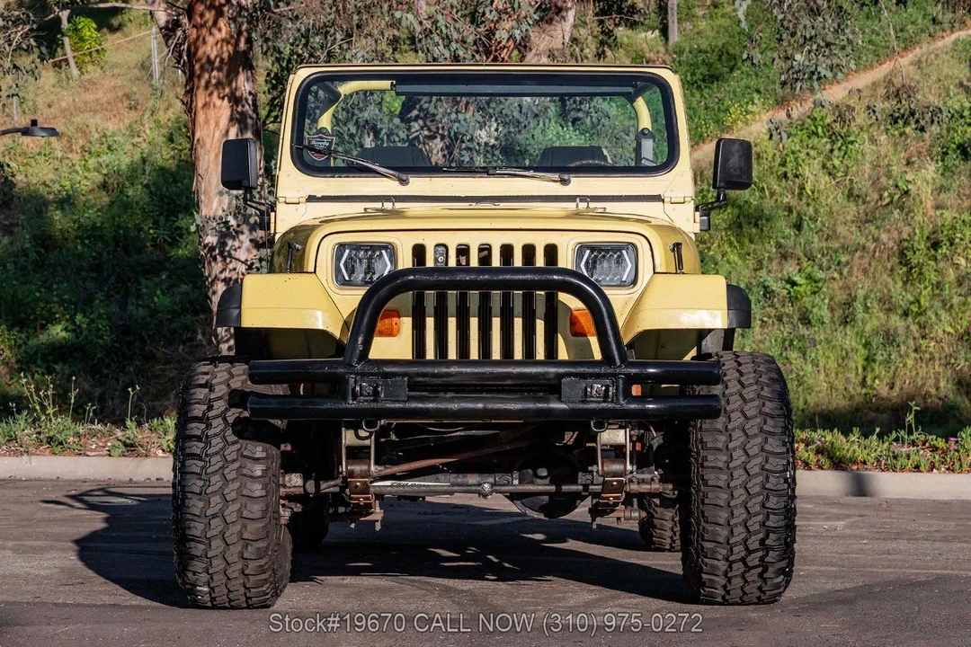 1991 Jeep YJ Wrangler - Image 4 of 31