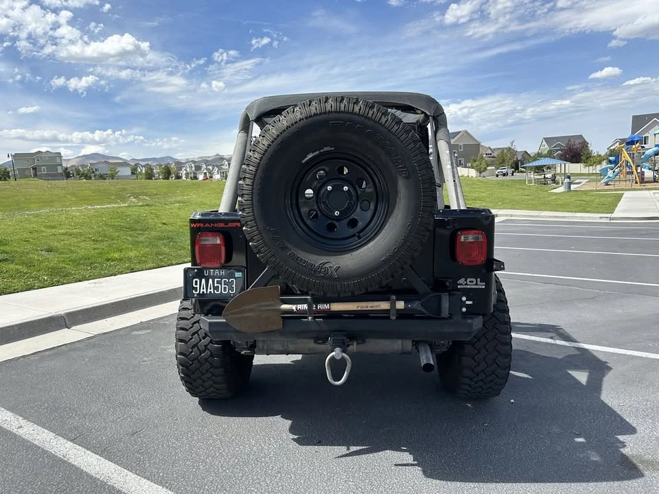 1991 Jeep YJ Wrangler - Image 5 of 11