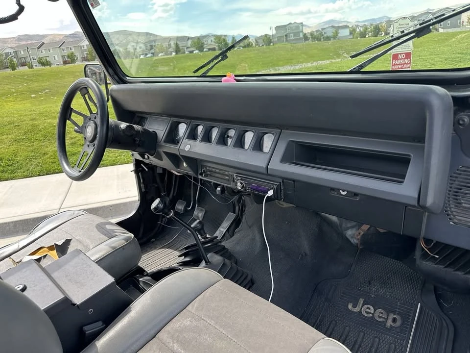 1991 Jeep YJ Wrangler - Image 8 of 11