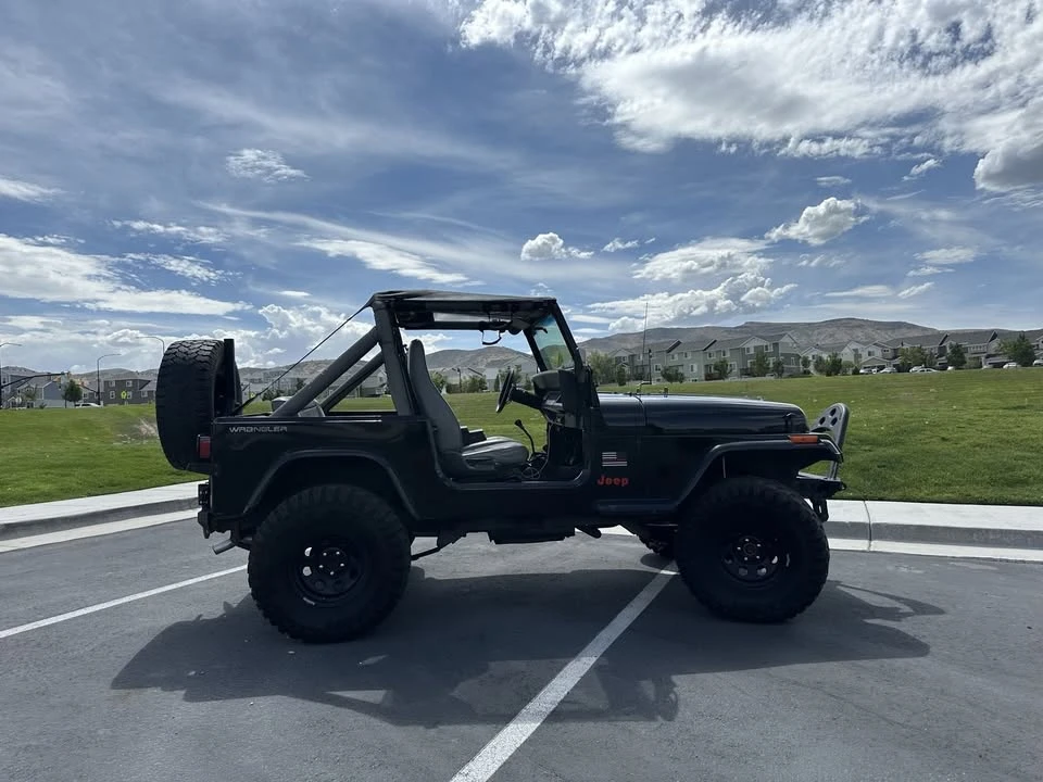 1991 Jeep YJ Wrangler - Image 4 of 11