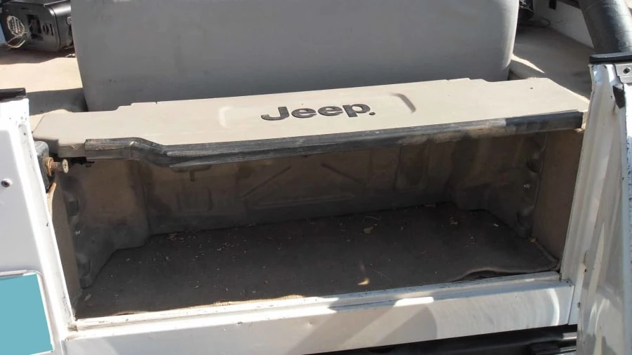 1991 Jeep YJ Wrangler - Image 15 of 20