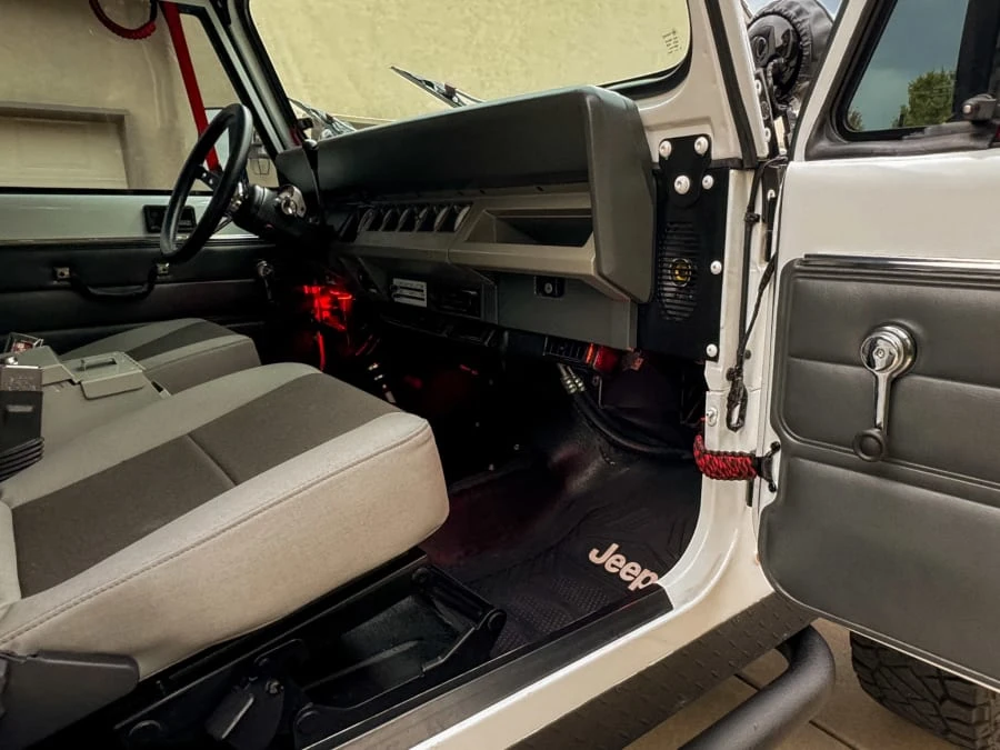 1991 Jeep YJ Wrangler - Image 25 of 31