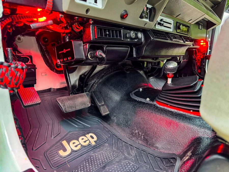 1991 Jeep YJ Wrangler - Image 14 of 31