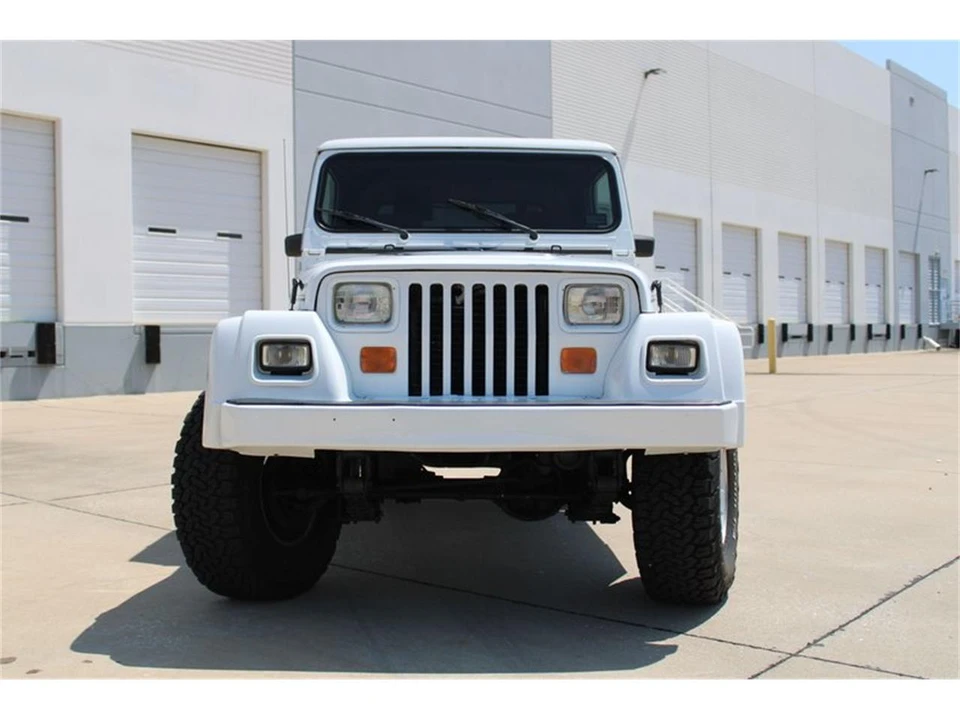 1991 Jeep YJ Wrangler - Image 24 of 31