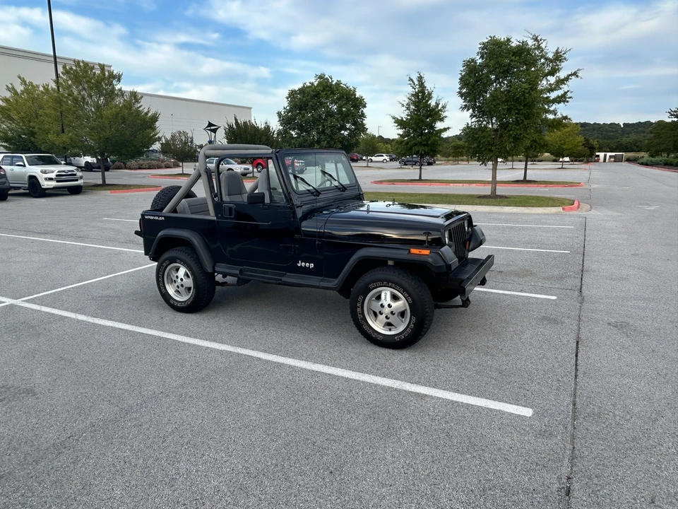 1991 Jeep YJ Wrangler - Image 11 of 31