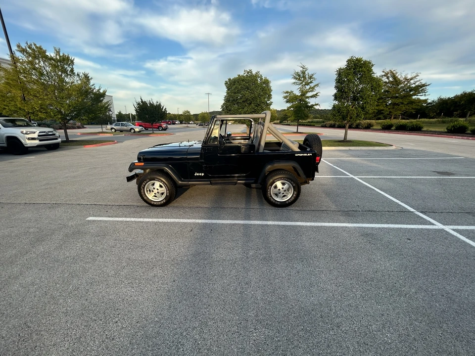 1991 Jeep YJ Wrangler - Image 20 of 31