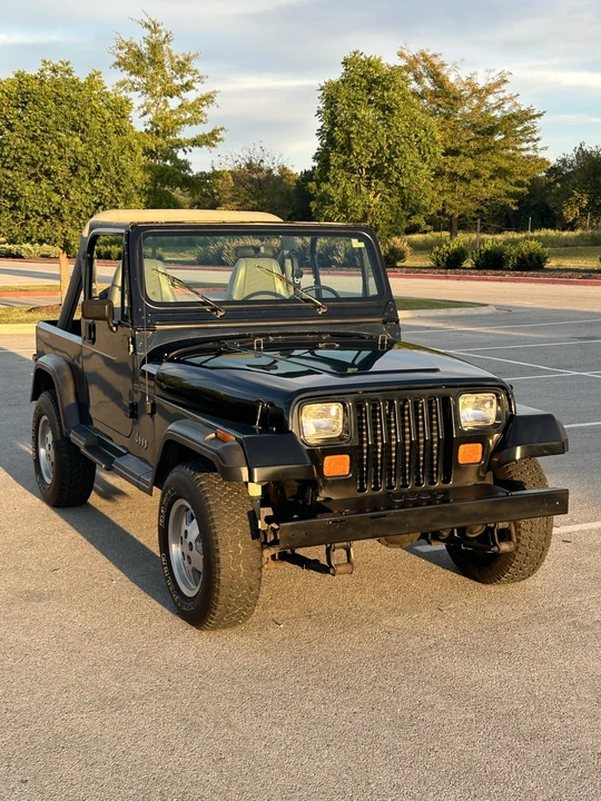 1991 Jeep YJ Wrangler - Image 8 of 31